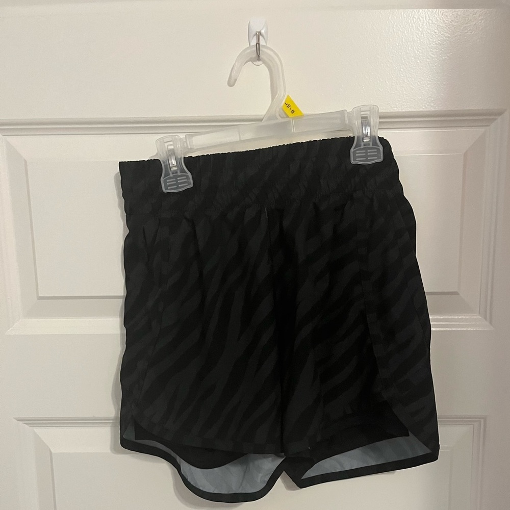 AVÍA Teen Shorts